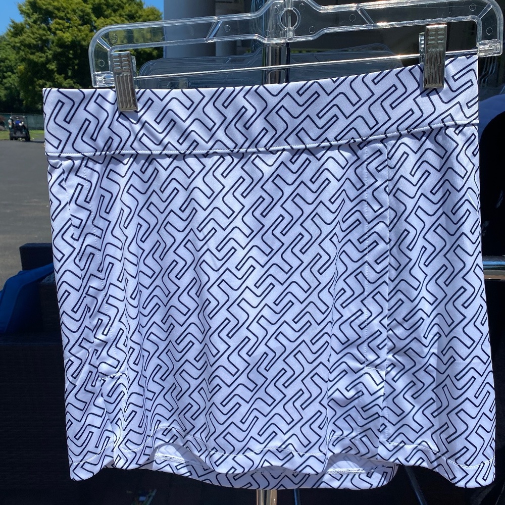 J Lindeberg golf skirt.